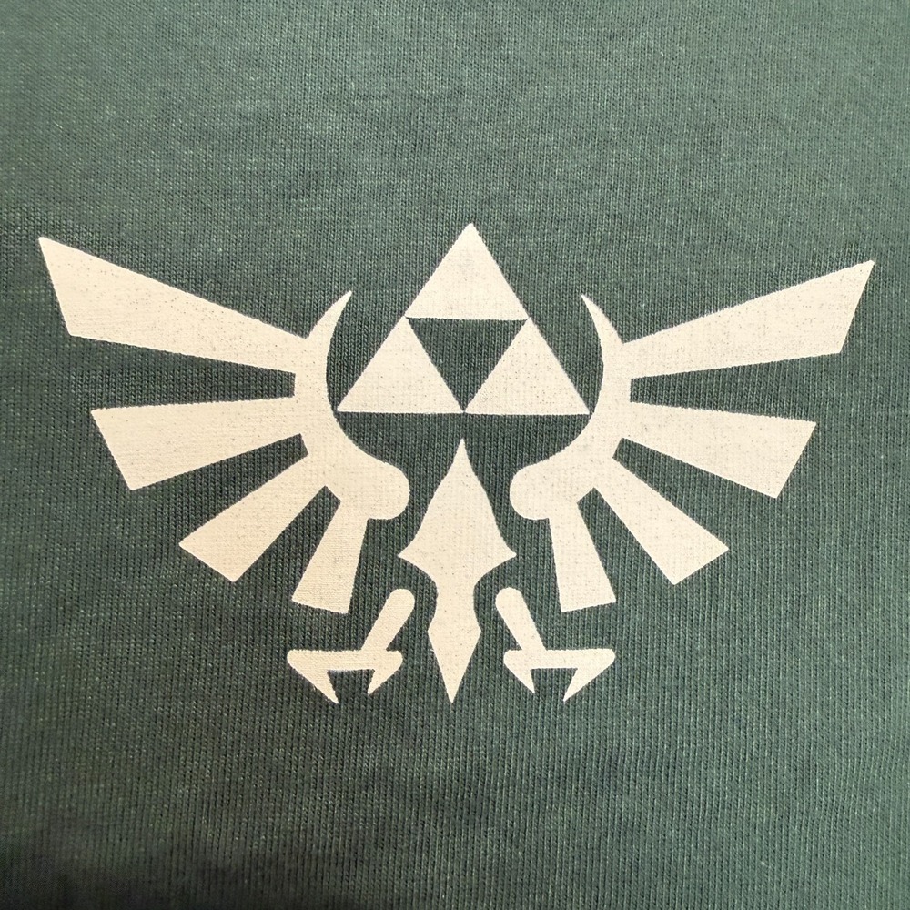 Legend of Zelda Kingdom of Hyrule Shirt Tee Men Large Link Graphic Triforce Rare - Picture 11 of 12